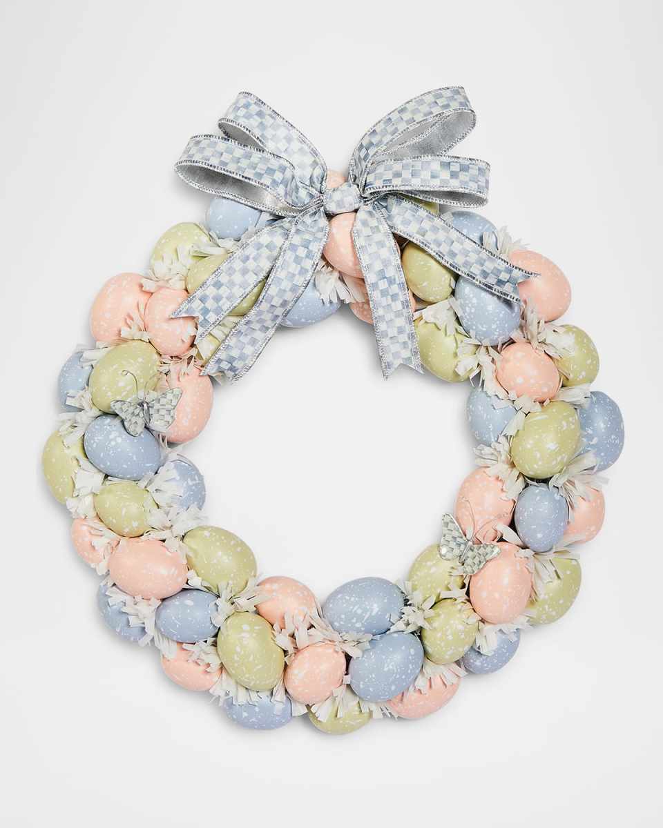 Cameo Egg 15" Wreath
